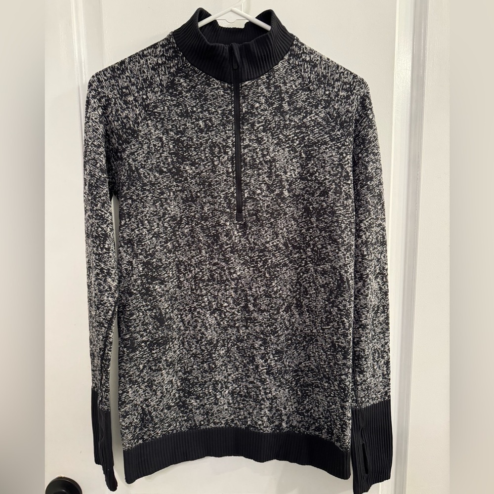 Lululemon Rest Less 1/2 Zip Black White